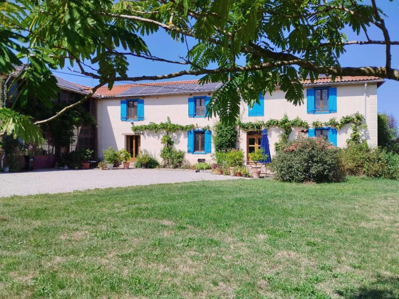 Gîte Périssé Libaros Esterno foto